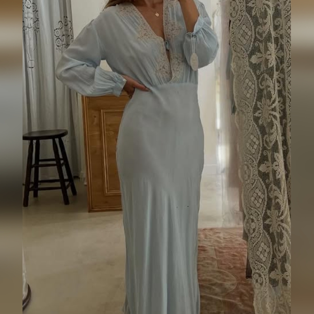 vintage antique 1930s 1930's silky baby blue nightgown gown dress satin lace